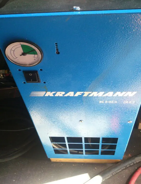 Включаем осушитель Включаем осушитель