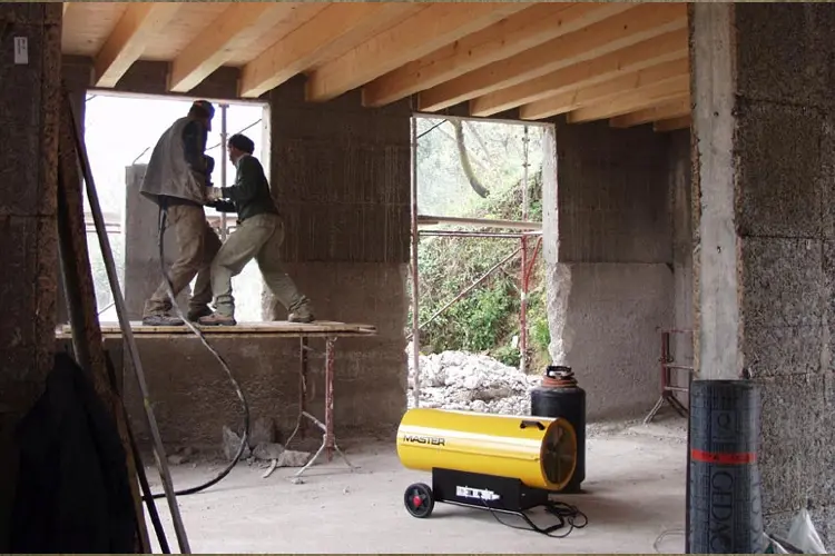 Рис. 2. Прогрев помещения тепловой пушкой. Рис. 2. Прогрев помещения тепловой пушкой.